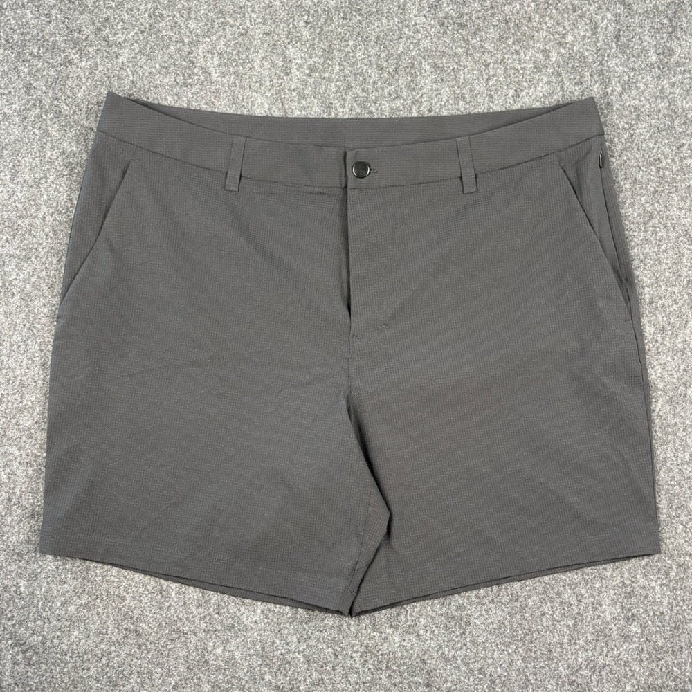 Lululemon Commission Golf Shorts Mens 40 Charcoal Grey Grid 7 in Inseam